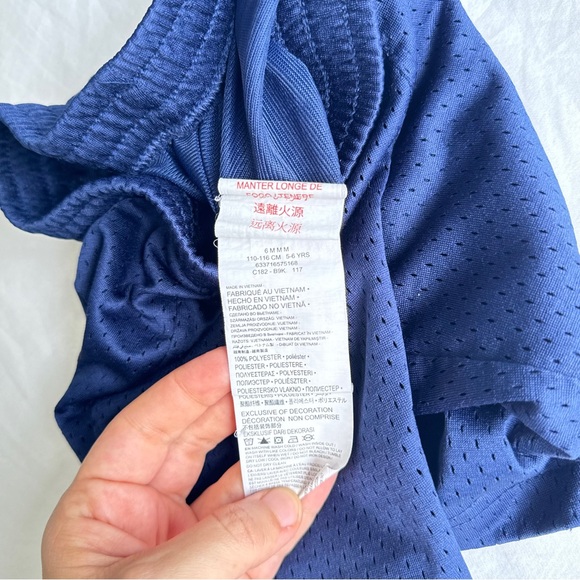 Nike 2 Piece T-Shirt & Shorts Outfit Set Boys Size 5/6 - Picture 8 of 9